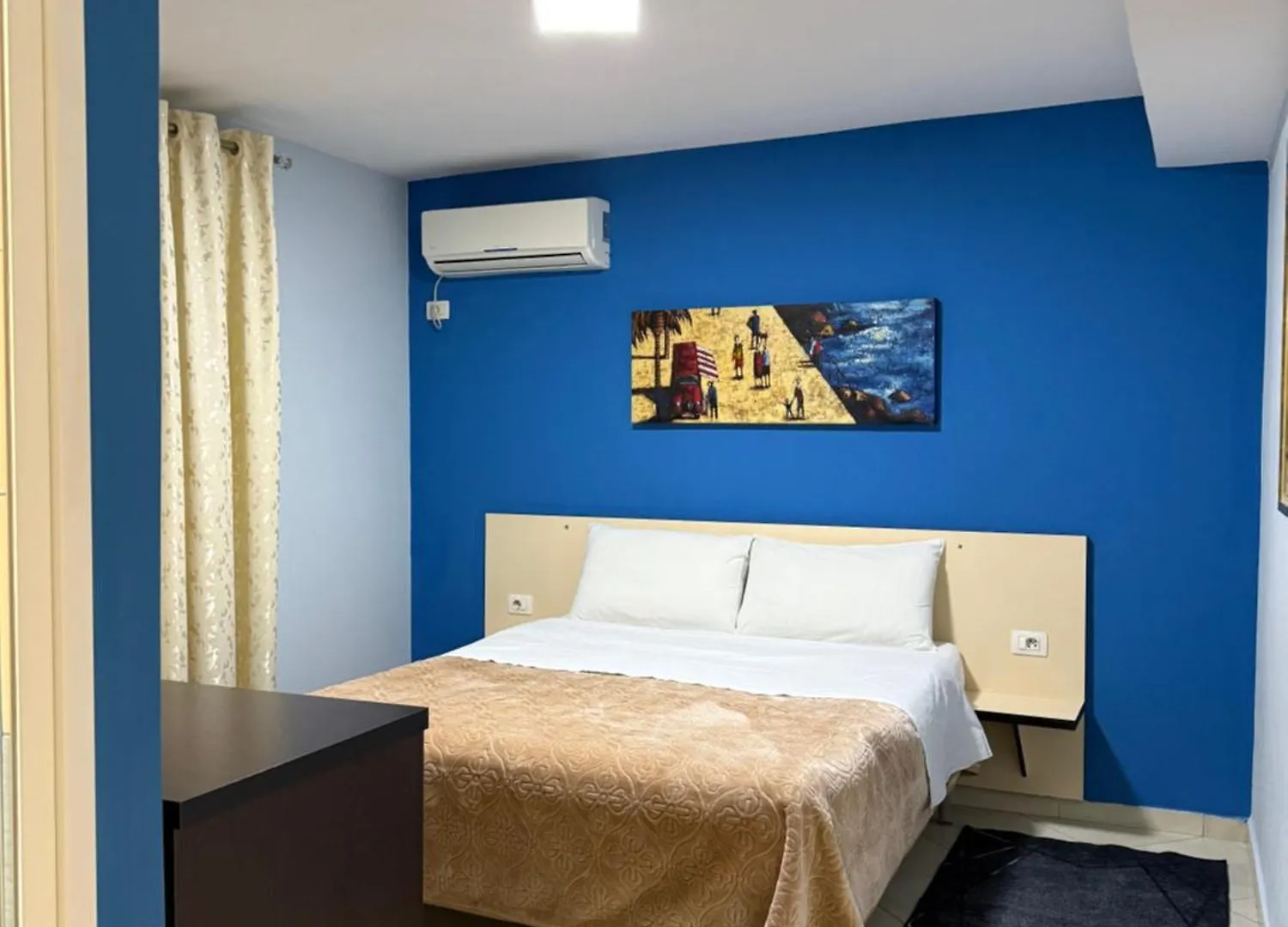 Hotel M&S Tirana 3*,