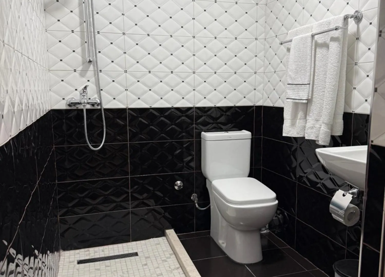 Hotel M&S Tiran